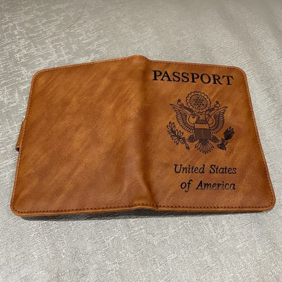 Passport holder/jacket, NEW never used, Brown - Picture 1 of 6